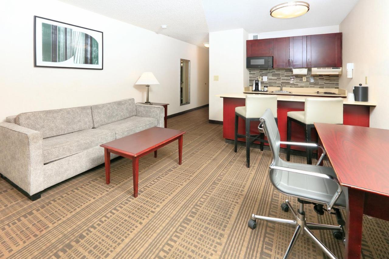 Holiday Inn & Suites Santa Maria By Ihg Dış mekan fotoğraf