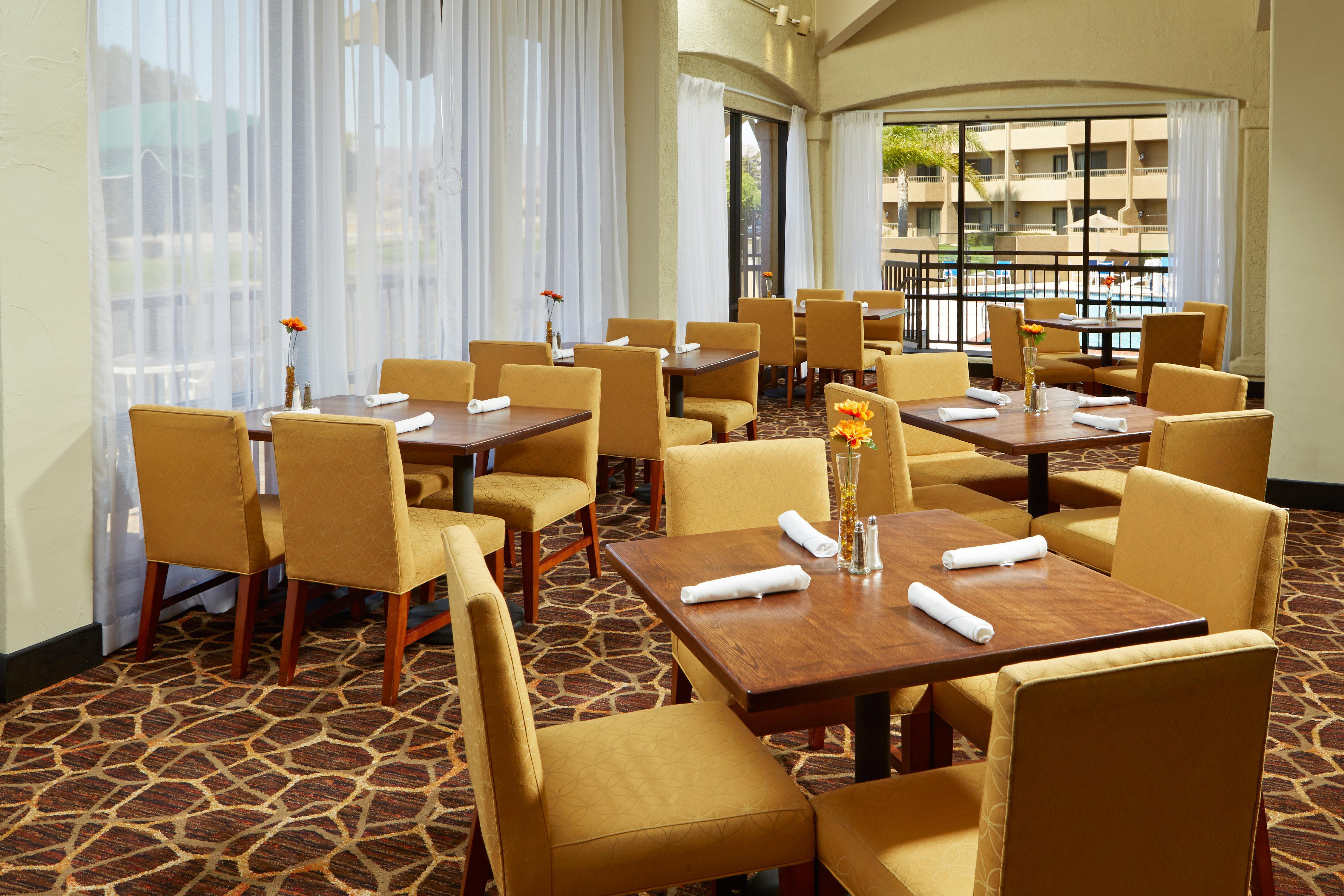 Holiday Inn & Suites Santa Maria By Ihg Dış mekan fotoğraf