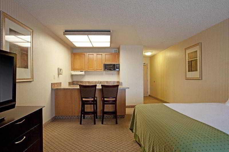 Holiday Inn & Suites Santa Maria By Ihg Oda fotoğraf